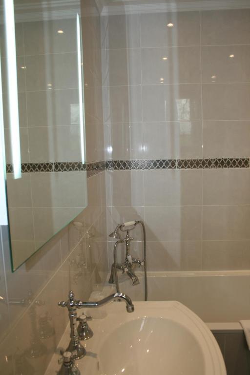 Chateau De Bellefontaine - Teritoria 4*