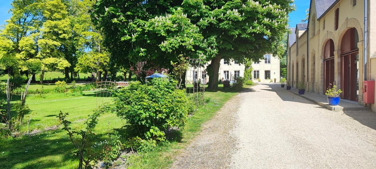 Chateau De Bellefontaine - Teritoria