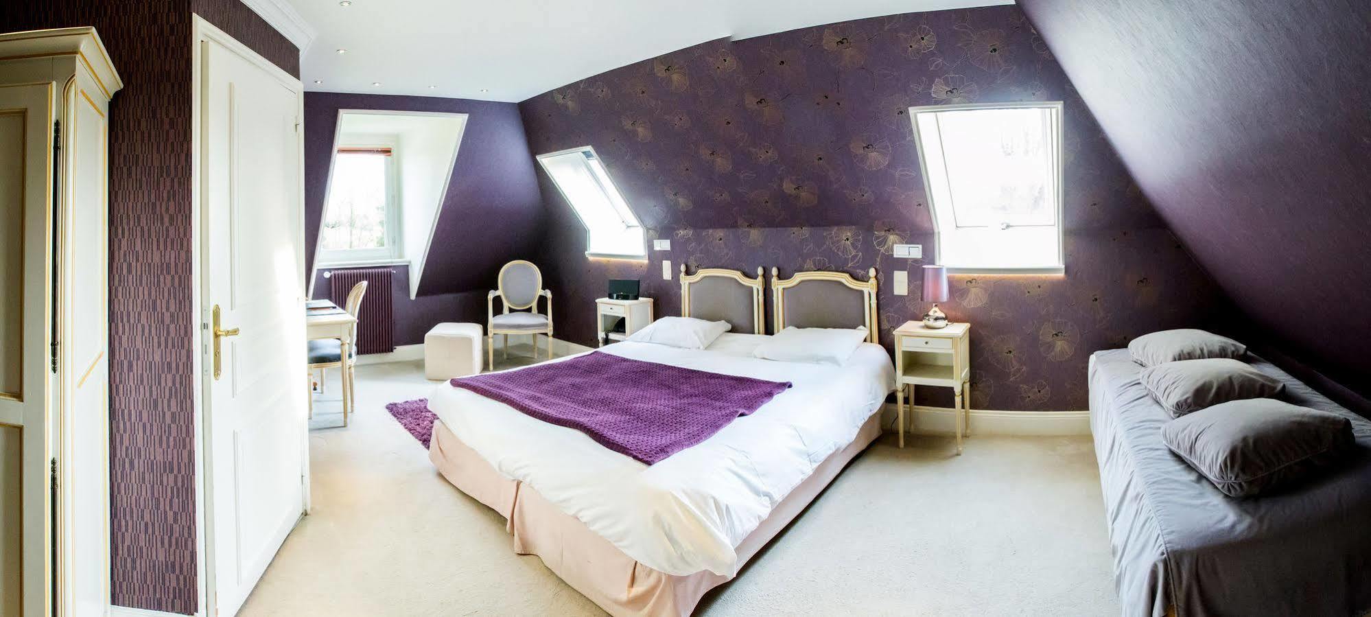 Chateau De Bellefontaine - Teritoria 4*
